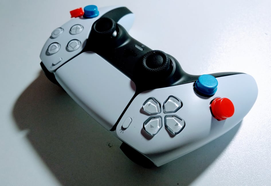 Manette PS5 Dualsense gachettes dessus