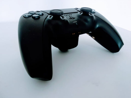 PS5 Dualsense controller suitable for right hand