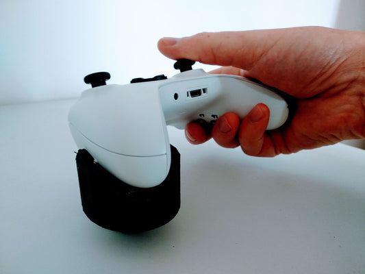 XBOX controller suitable for right hand