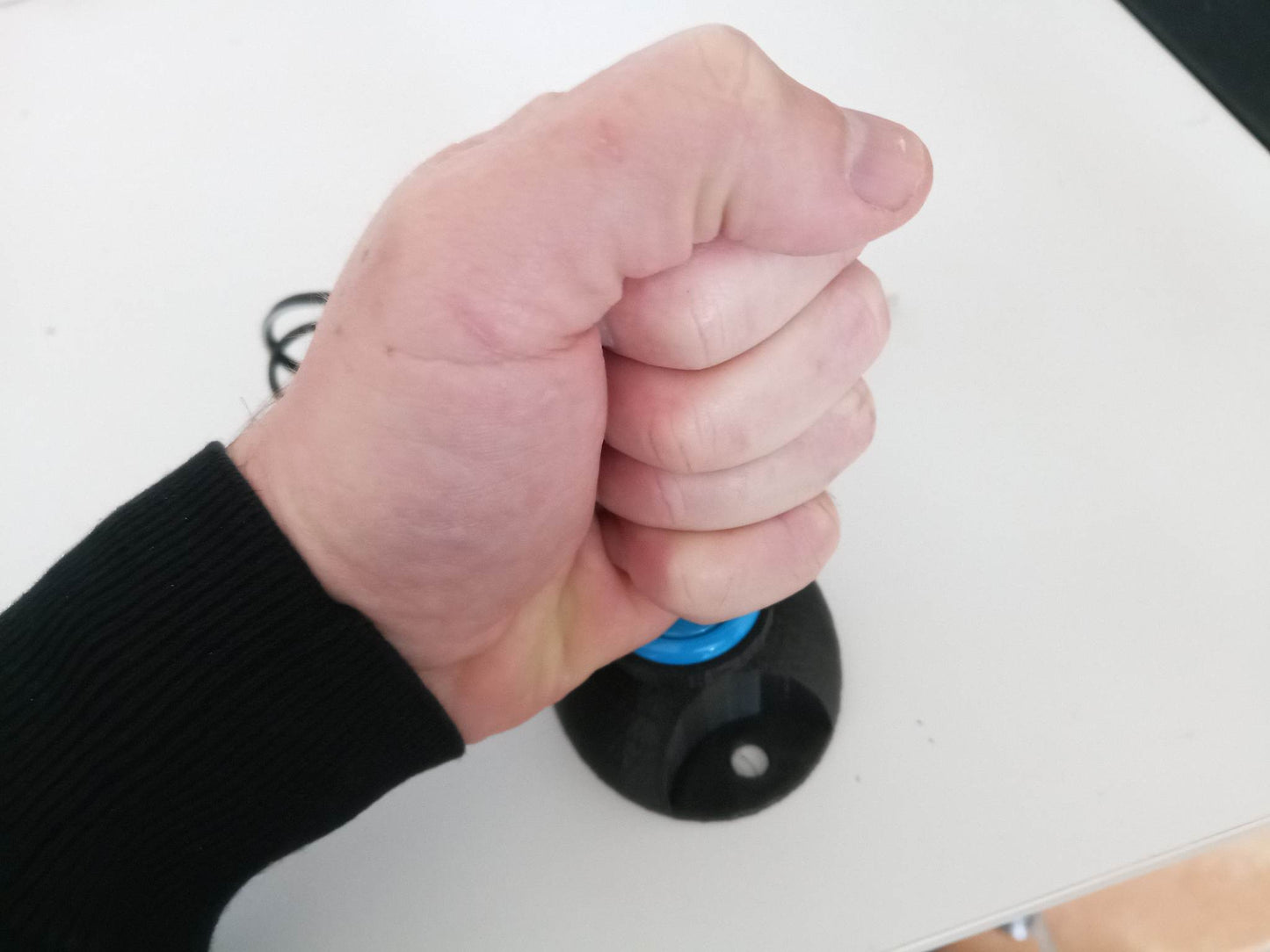 Robust standard switch 30 mm