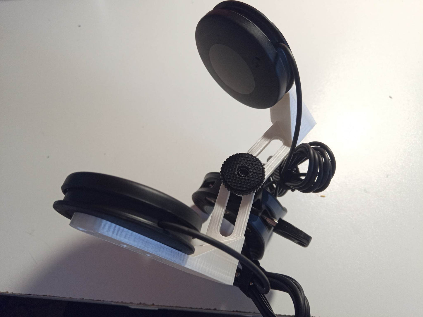 Elbow fixing clamp for 2 Logitech switches