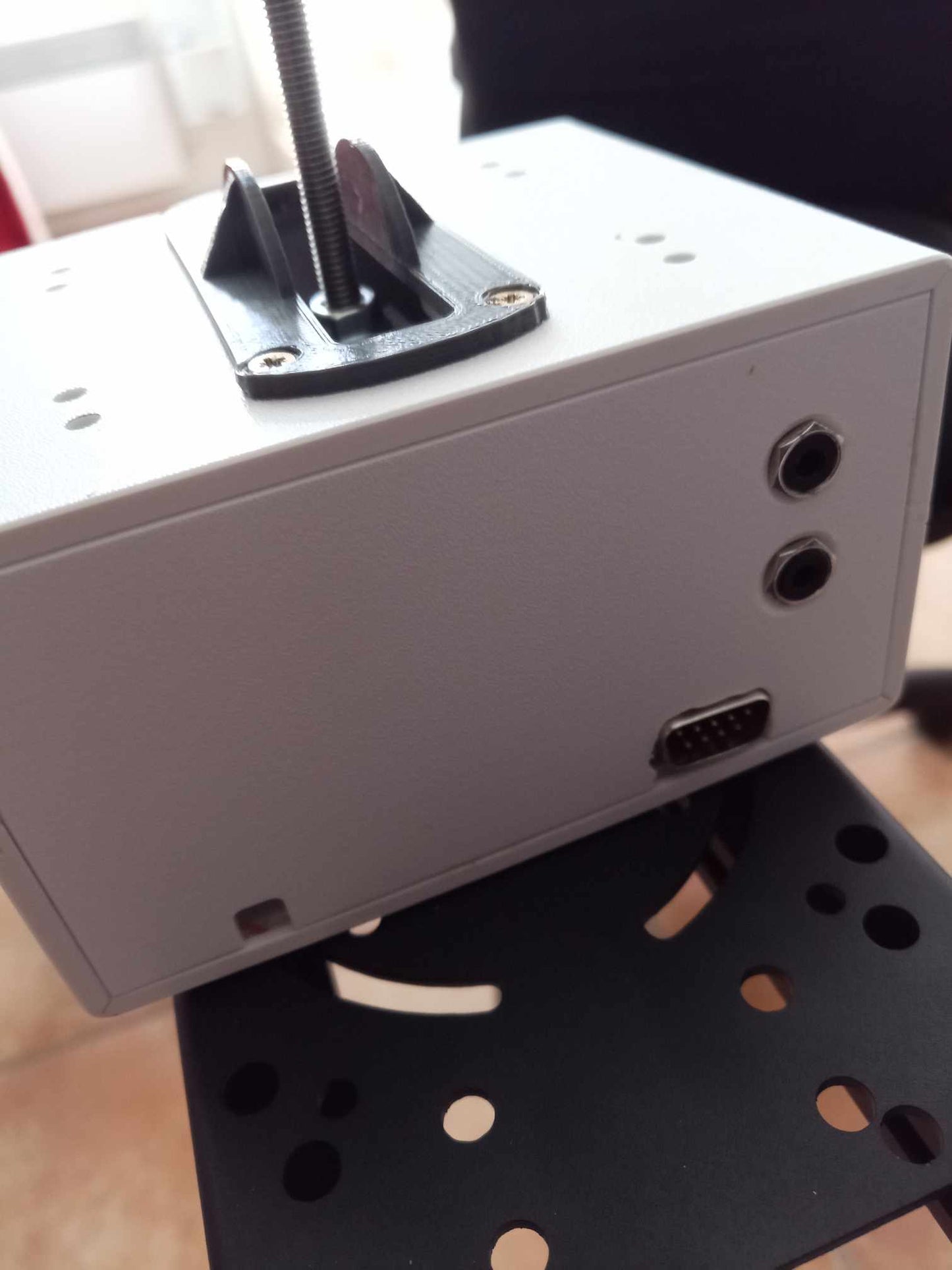 Accelerator and brake handle with mounting system, DB9 socket, jack sockets