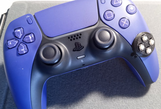 Jouer avec une main: Manette PS5 Dualsense adaptée main droite