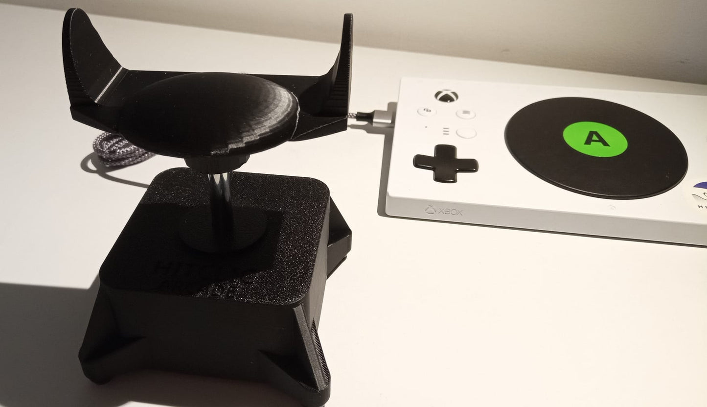 Arcade joystick with ball