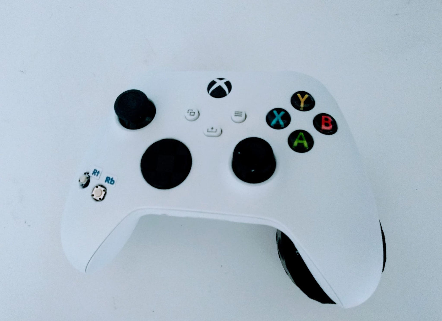XBOX controller suitable for left hand