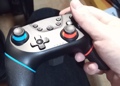 Manette Nintendo Switch / Switch2 adaptée main droite
