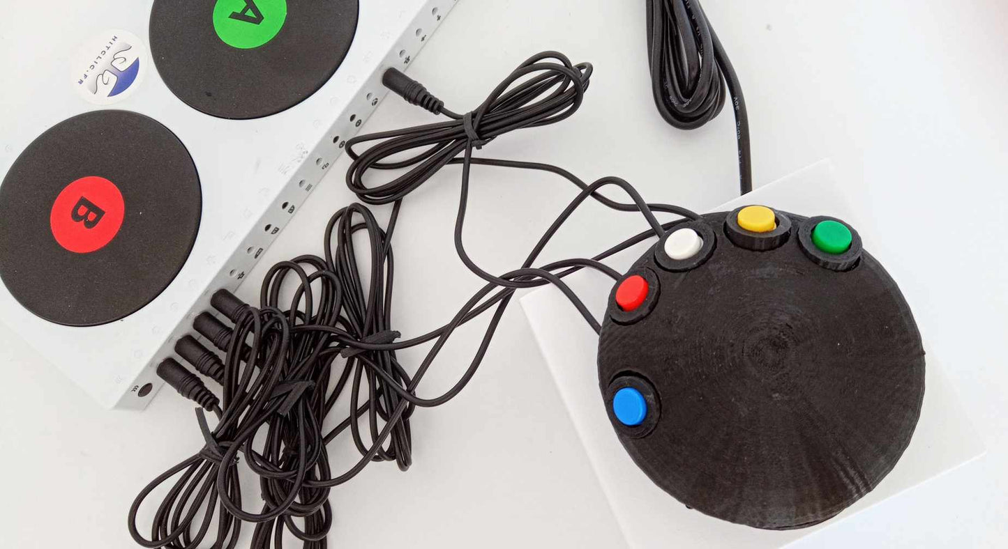 Joystick analogique 360 USB - poignée avec 5 clics intégrés