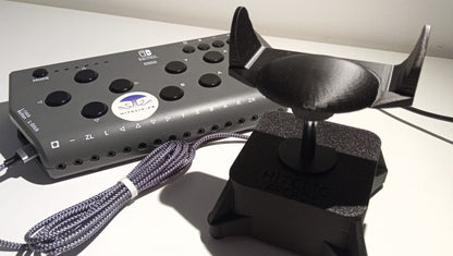 Arcade joystick with ball