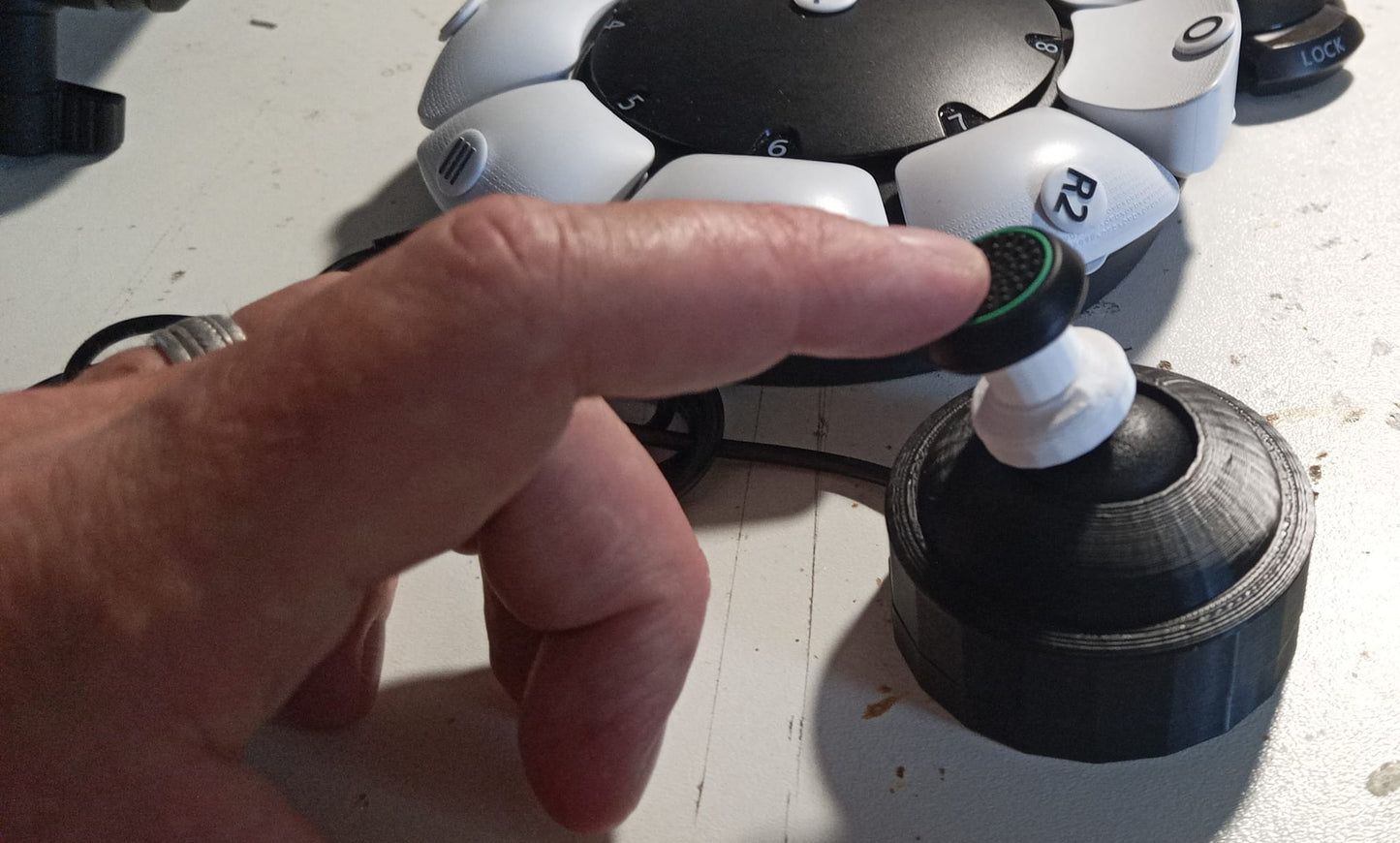 Mushroom analog joystick - jack socket
